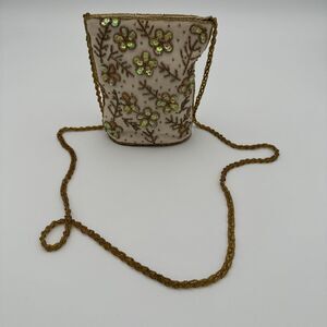 NWOT Carol Patterson Beaded Crossbody Purse 24” Drop
